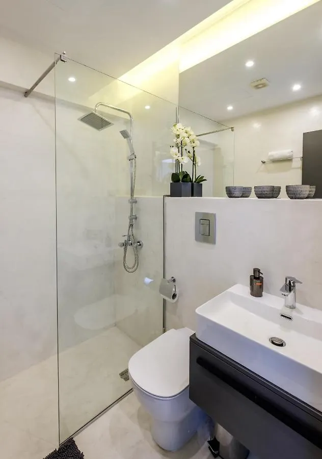 Lazuli Green View Apartments Larnaca